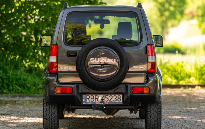 Suzuki Jimny cena 66700 przebieg: 131247, rok produkcji 2017 z Tyszowce małe 781